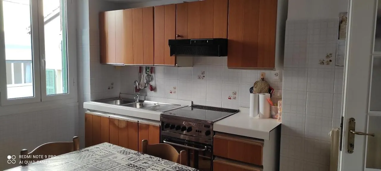 Viaroma60_Casavacanze Appartement Ospedaletti 0*,  Italië